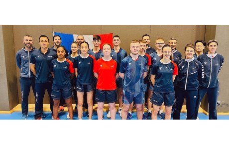 Championnat du monde jeunes à Tunis : l'ESPTT en cadettes (Nina ZHENG) et juniors garcons (Thibault PORET)